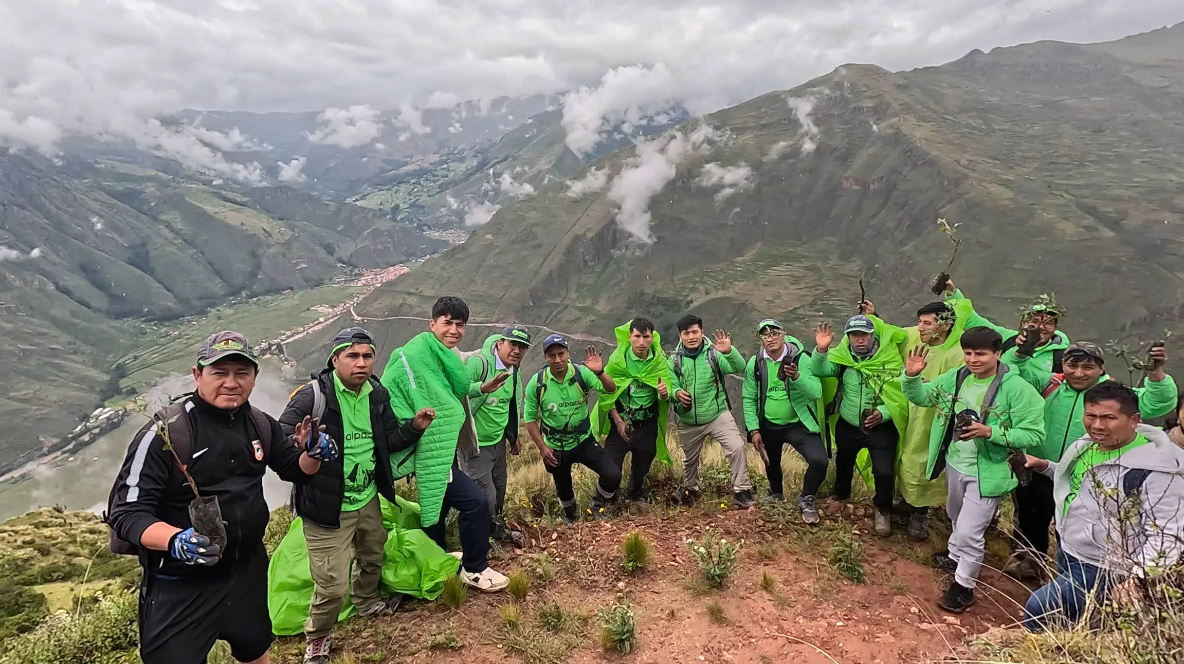 Alpaca Expeditions guides and community members working together