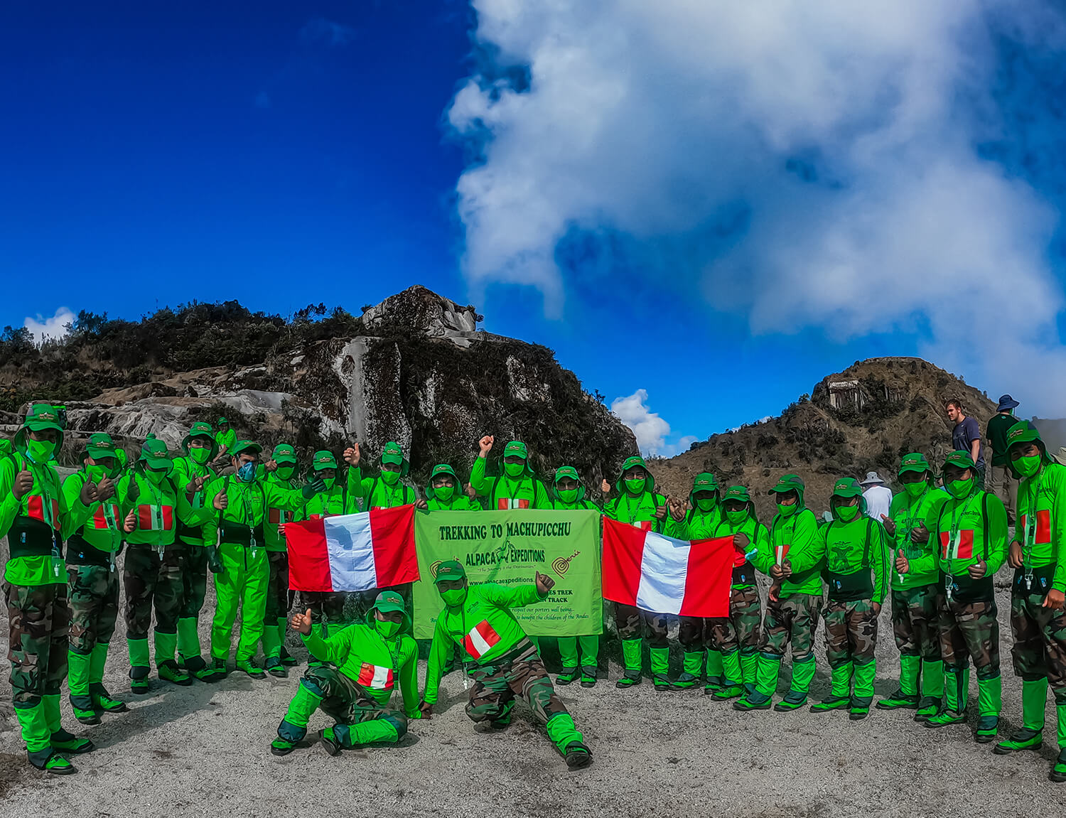 Inca Trail Trek to Machu Picchu 4D 3N Group Service green team