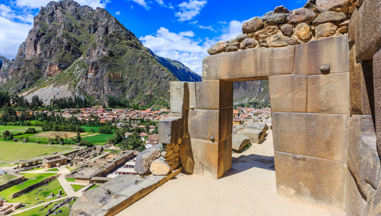 Ollantaytambo Sacred Valley Tour