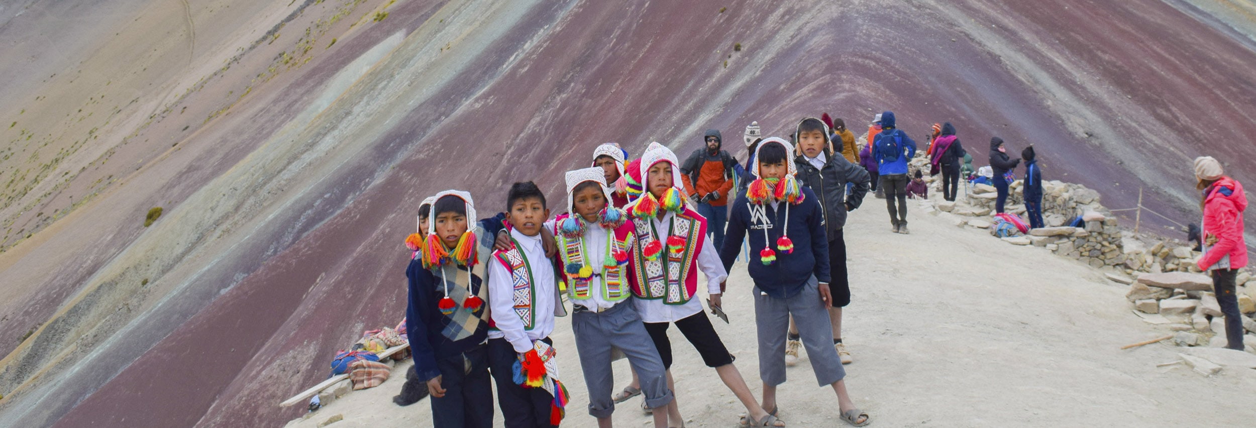 Pinchimuro Tinke School (Ausangate) visited Rainbow Mountain