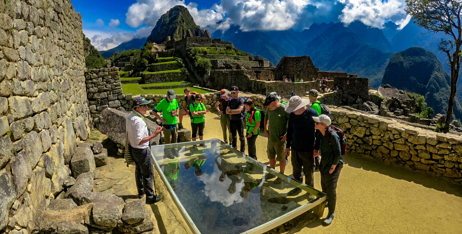 Short Inca Trail trek with Hotel 2D/1N