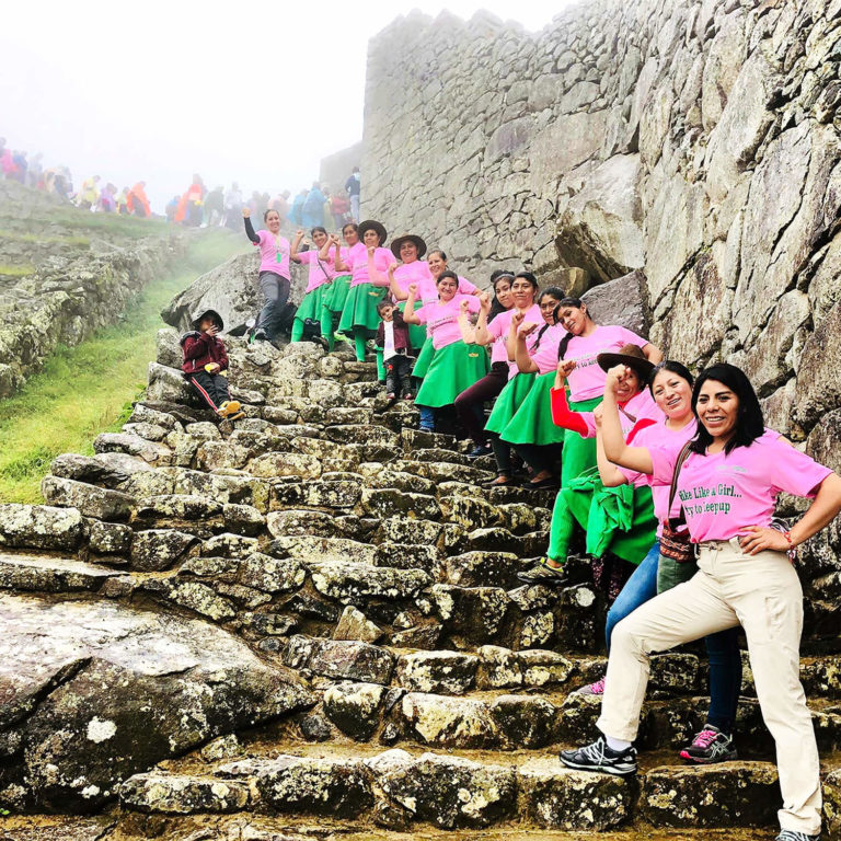 Women hike like a girl 2019 circle