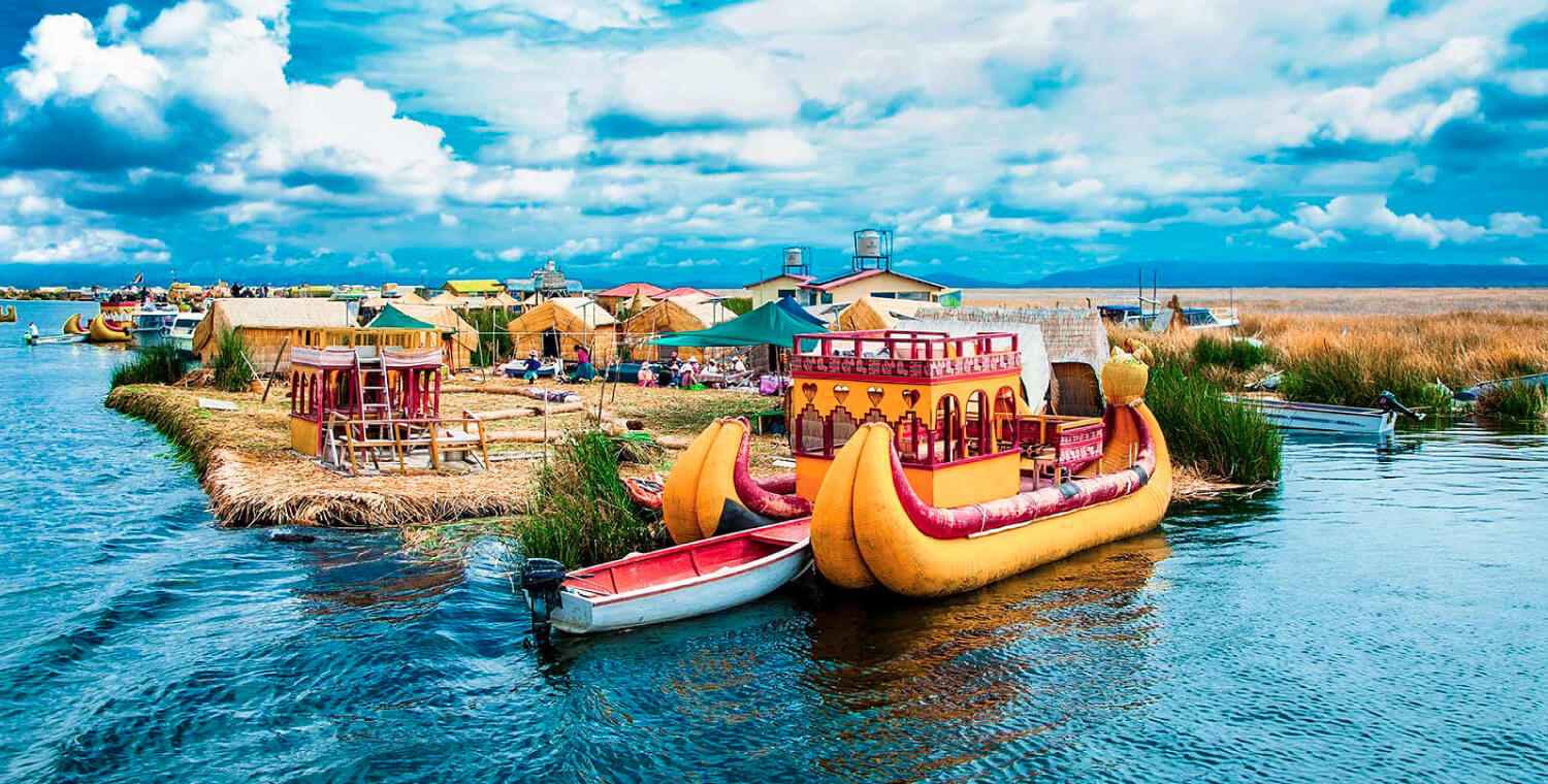 floating islands of the Uros, Puno | Alpaca Expeditions