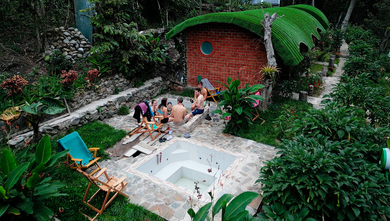 hobbit house-salkantay trek