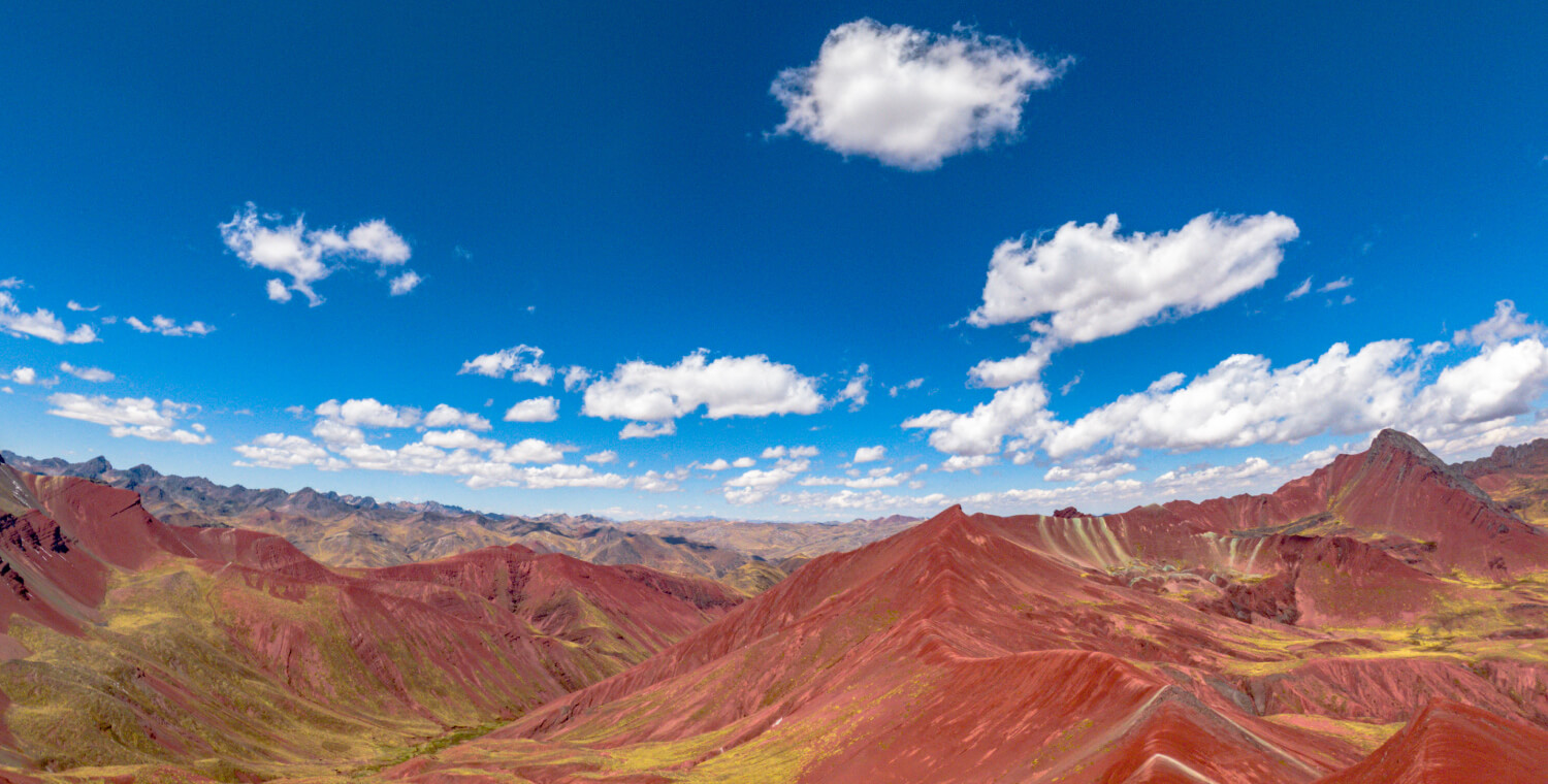 Stunning Red Valley and Rainbow Mountain views in Ausangate