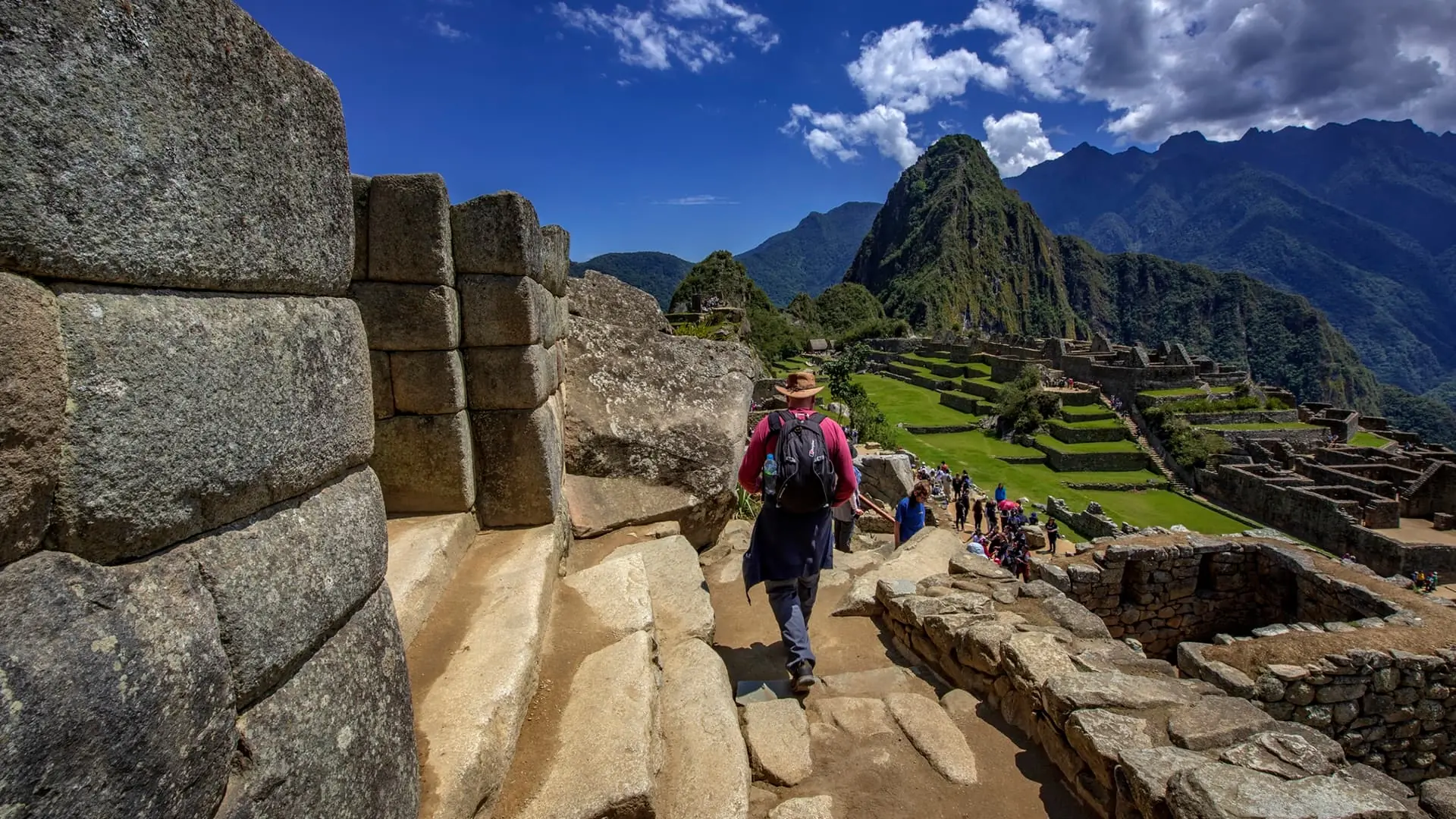 trekking to machu pichu